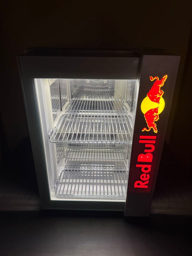 Red Bull 冷蔵庫 ガラス扉付き コンパクト