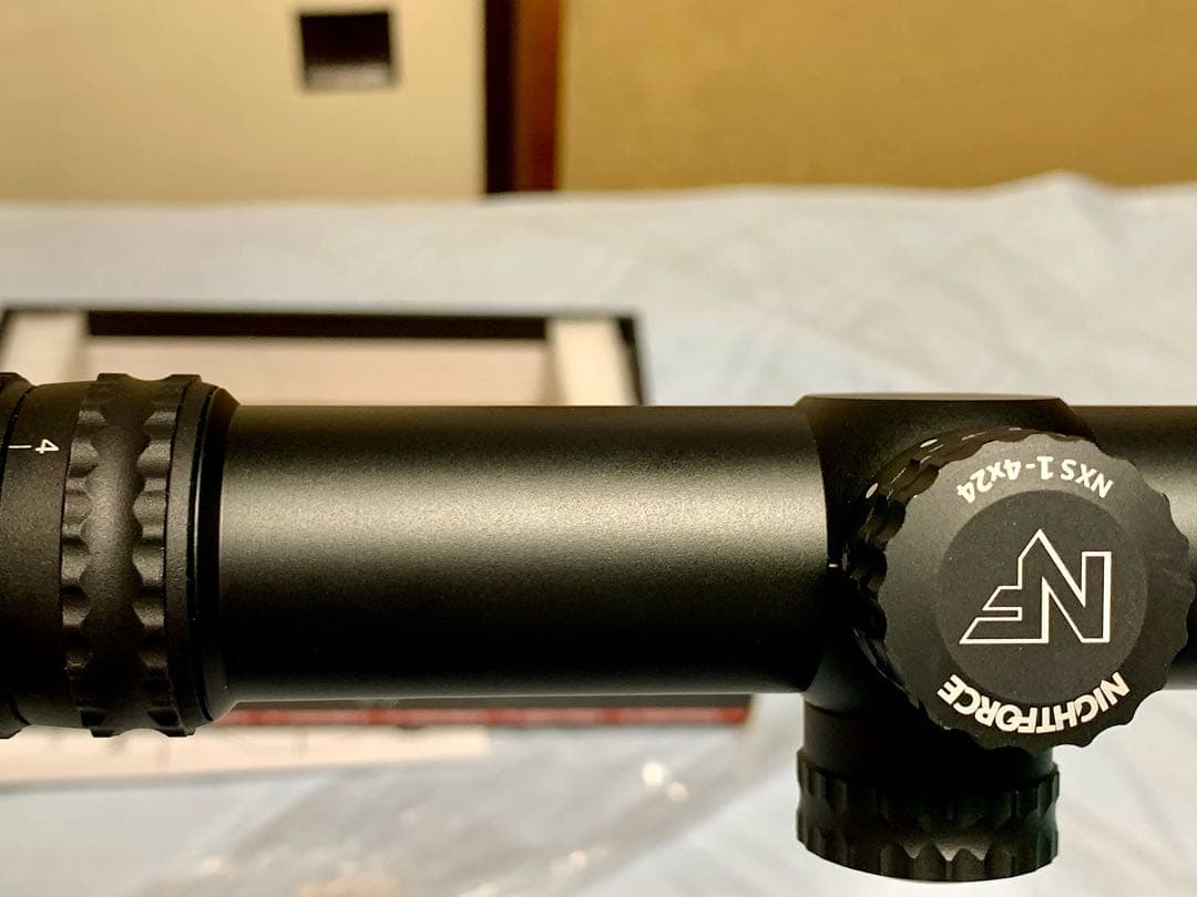 HolyWarrior NightForce NXS 1-4 x 24 スコープ