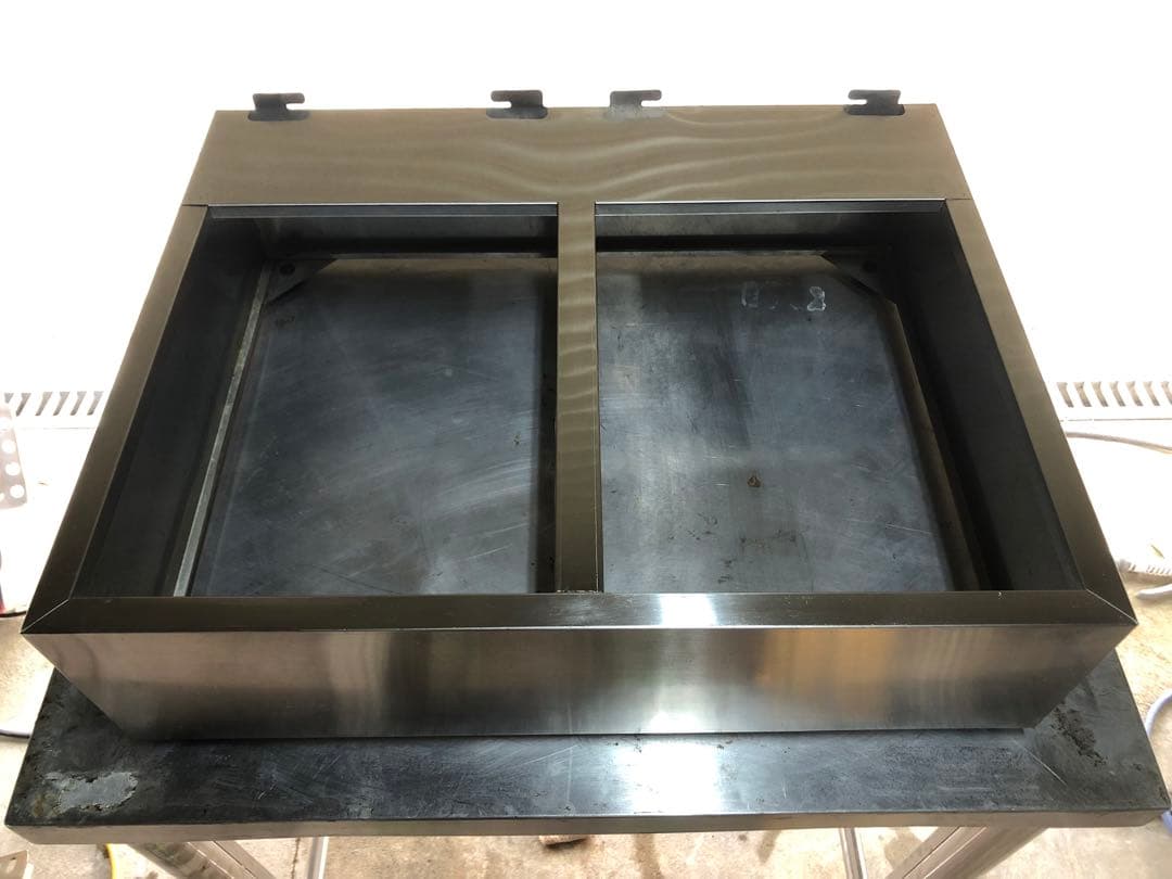 卓上電気フライヤー　2槽式　100V×2 6L×2