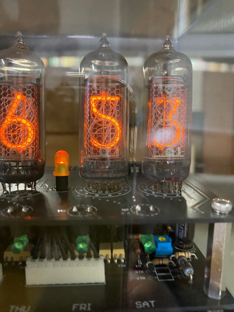 Nixie Clock（ニキシー管時計）