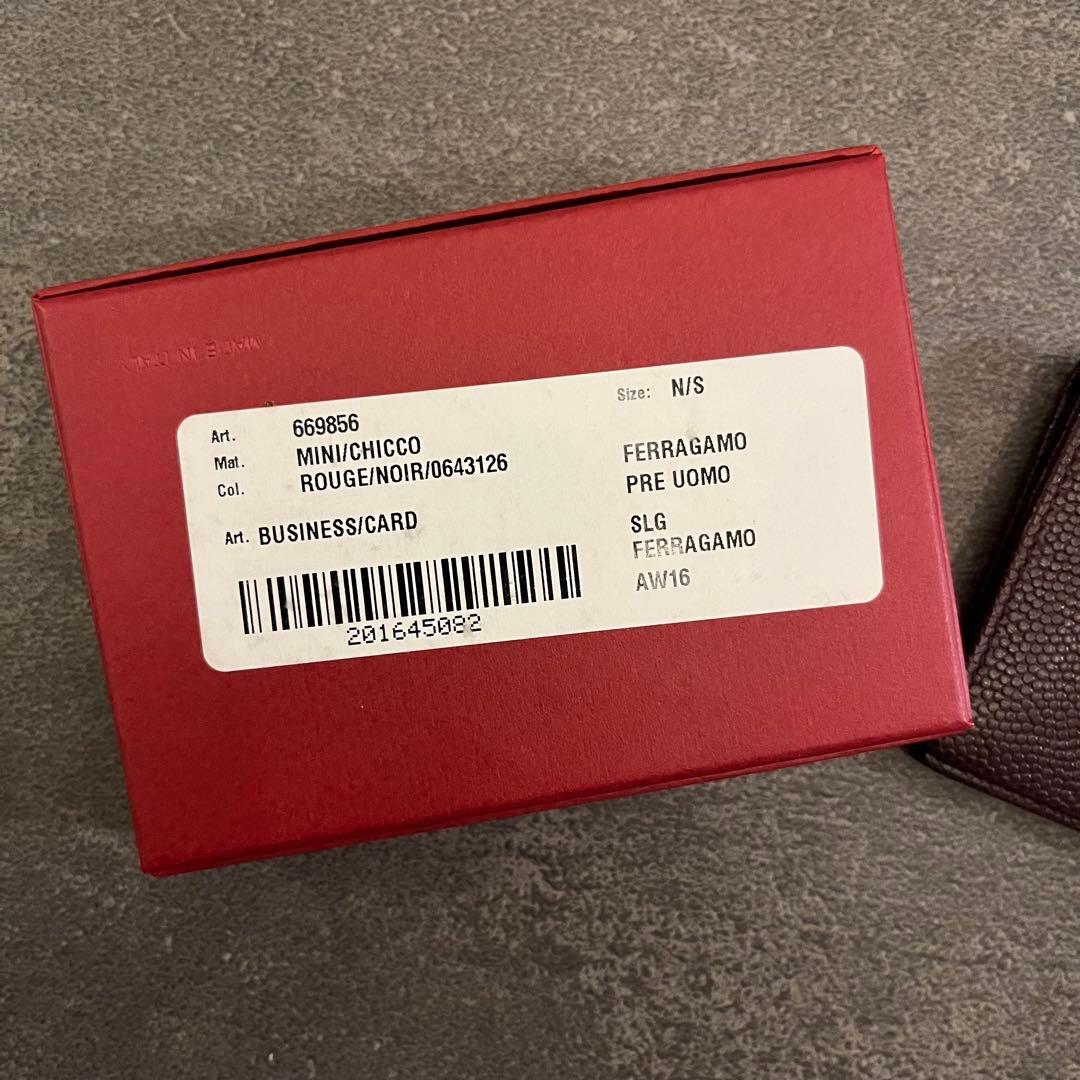 【Salvatore Ferragamo】名刺入れ　ルージュノワール
