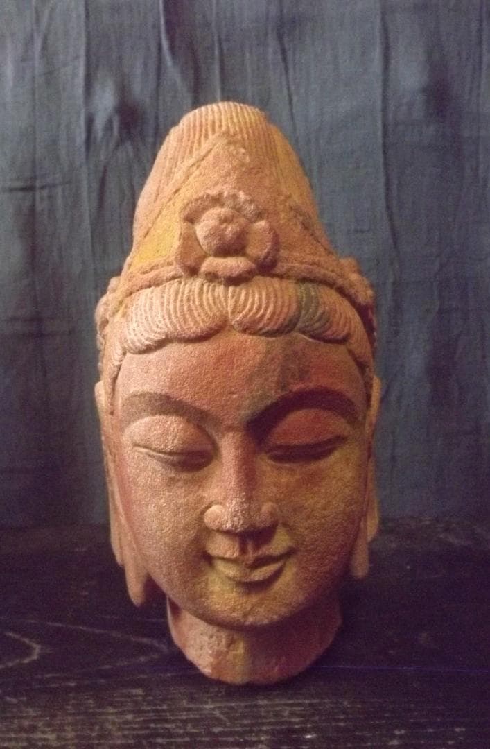 ガンダーラ石仏の仏頭　3から5世紀　発掘品　仏教美術