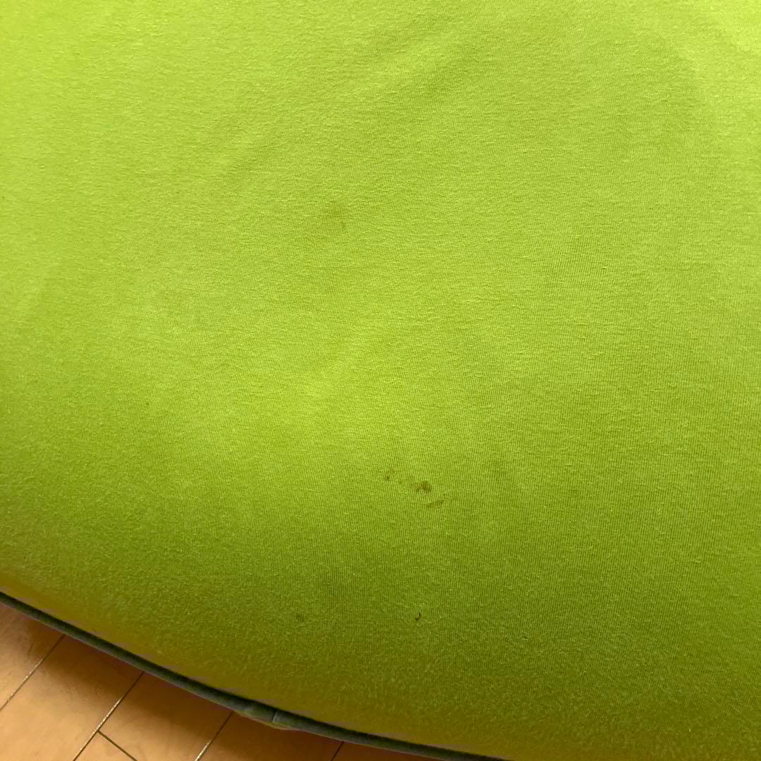 yoibo 緑色ビーズクッション