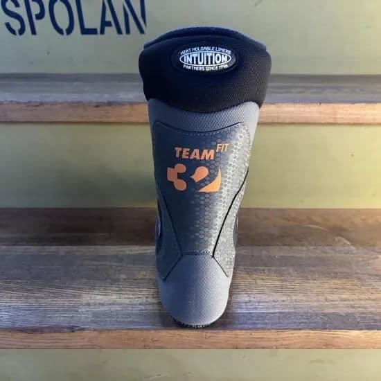 THIRTYTWO 2026 【LASHED VOLCOM】26.5cm