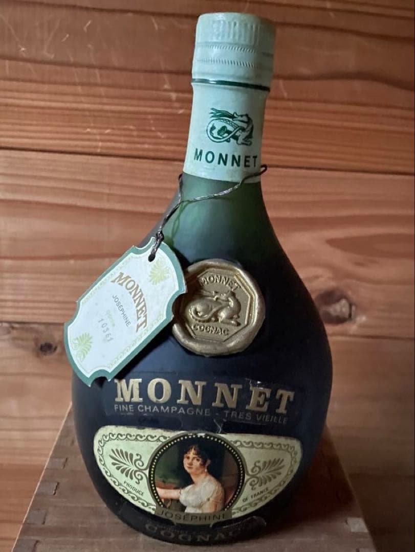MONNET Josephine コニャック 木箱入り 未開栓　古酒　700ml