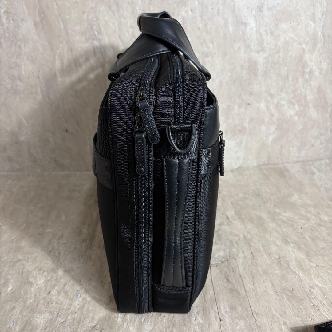 未使用品 ゼロハリバートン ビジネスブリーフ ビジネスバッグ 2WAY