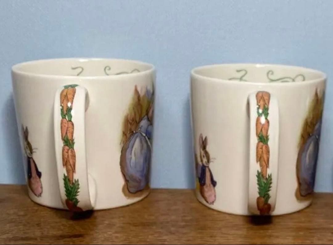 Kuhさま専用ピーターラビット グリーンライン ライン無し マグカップ2個セット
