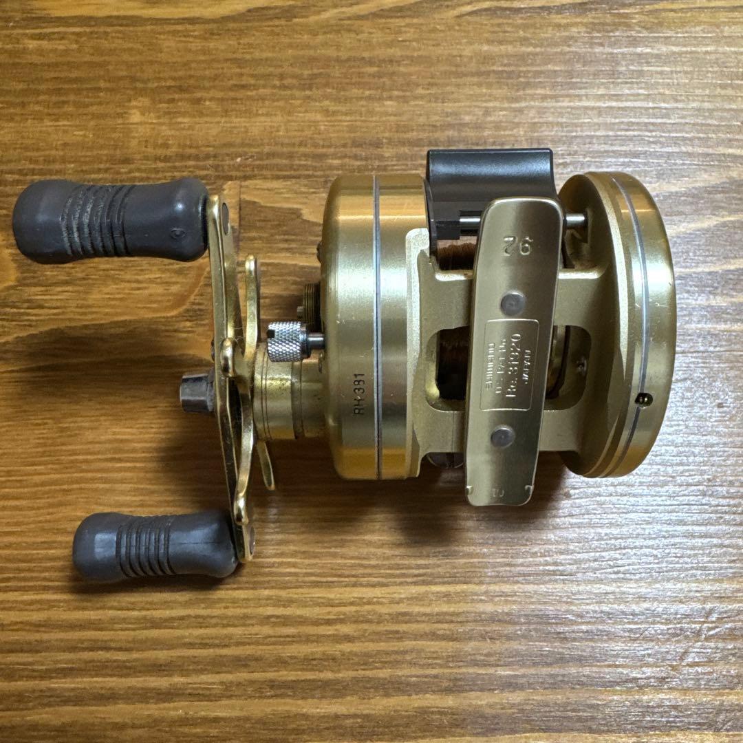 SHIMANO CALCUTTA ゴールド リール