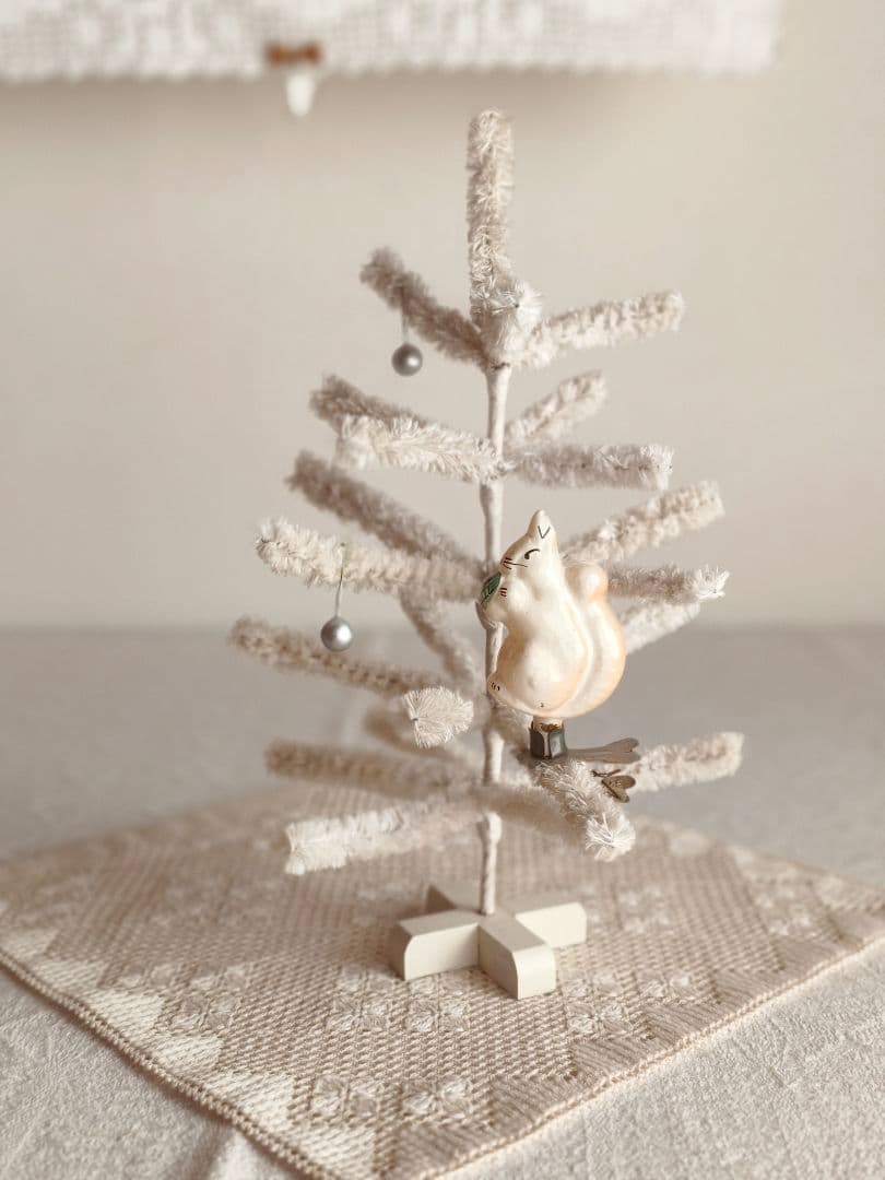 【トントトンさま】vintage tree ❀ モコモコ ホワイト モールツリー