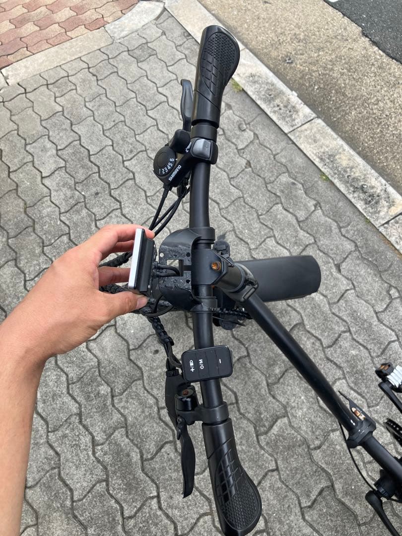 ジャンク品 折りたたみ電動アシスト自転車 FAT-01 20インチ 極太タイヤ