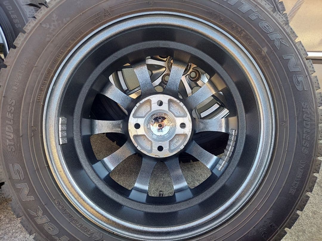 175/65R14　スタッドレスタイヤ　アルミホイール　4本セット　♪送料無料♪