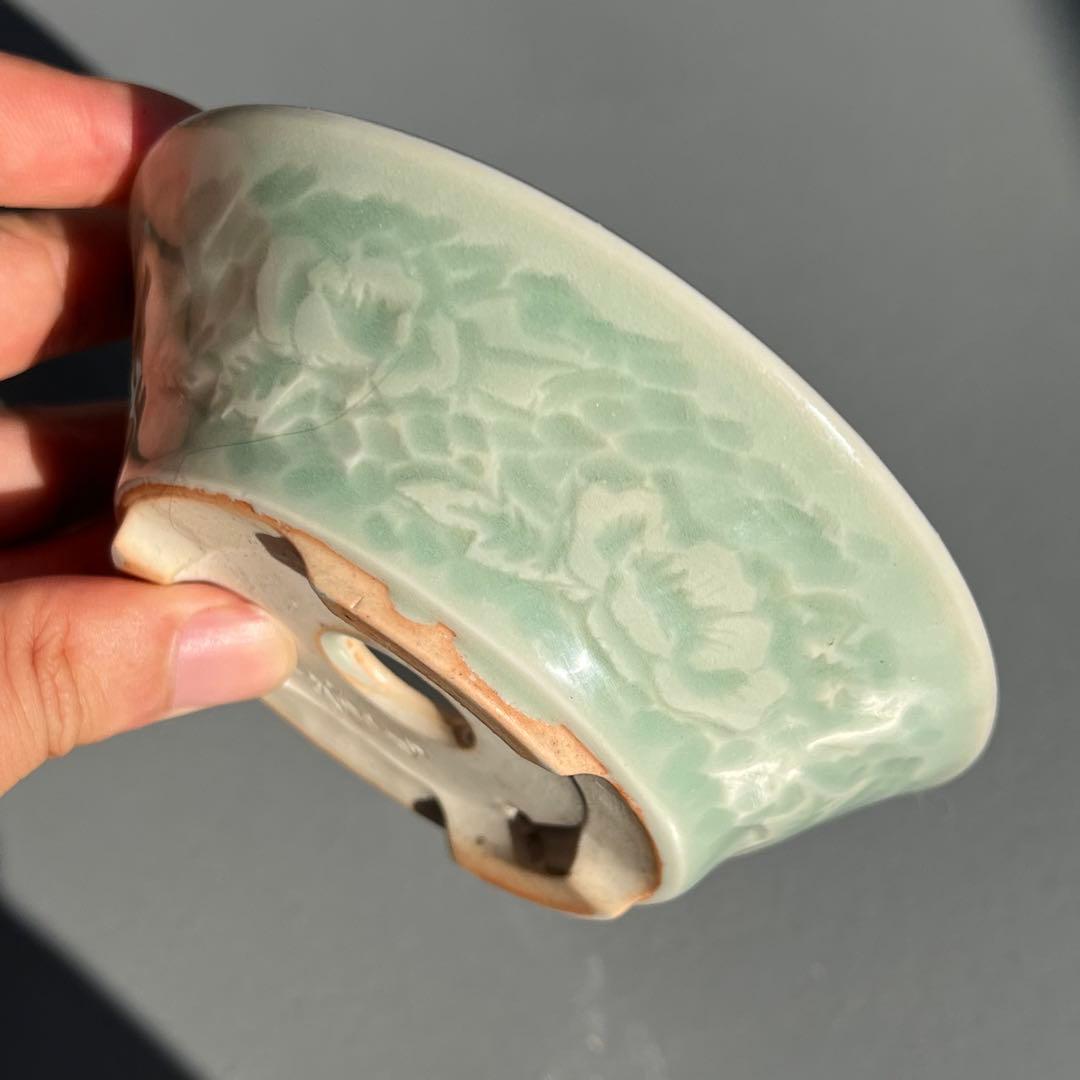 621.森山秀山 青瓷釉彫刻丸鉢 盆栽鉢 植木鉢 11.6*3.9cm