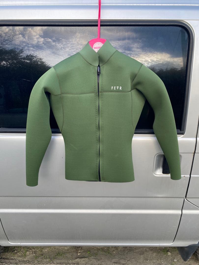 FEVR 長袖タッパー