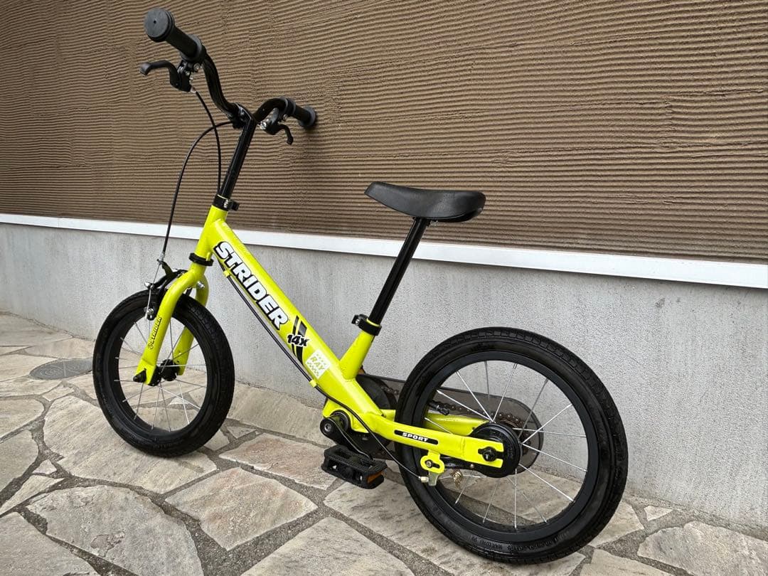 美品 ストライダー限定色 STRIDER 14X ライムイエロー 幼児自転車