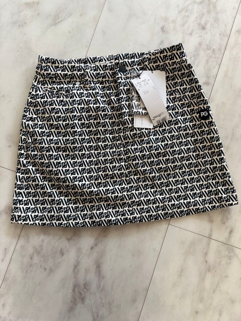 【新品タグあり】PEARLY GATESミニスカート Sサイズ