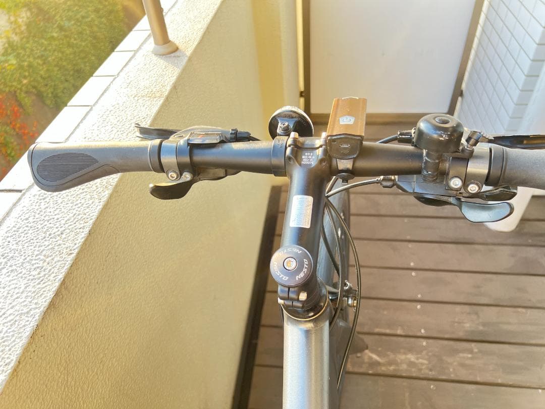 NESTOネスト クロスバイクALTERNA FLAT 16段変速 L500