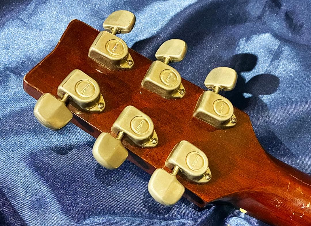 ひ*き様 ★　赤ラベル並みに鳴ります！綺麗な音色!ビンテージ　ヤマハFG130