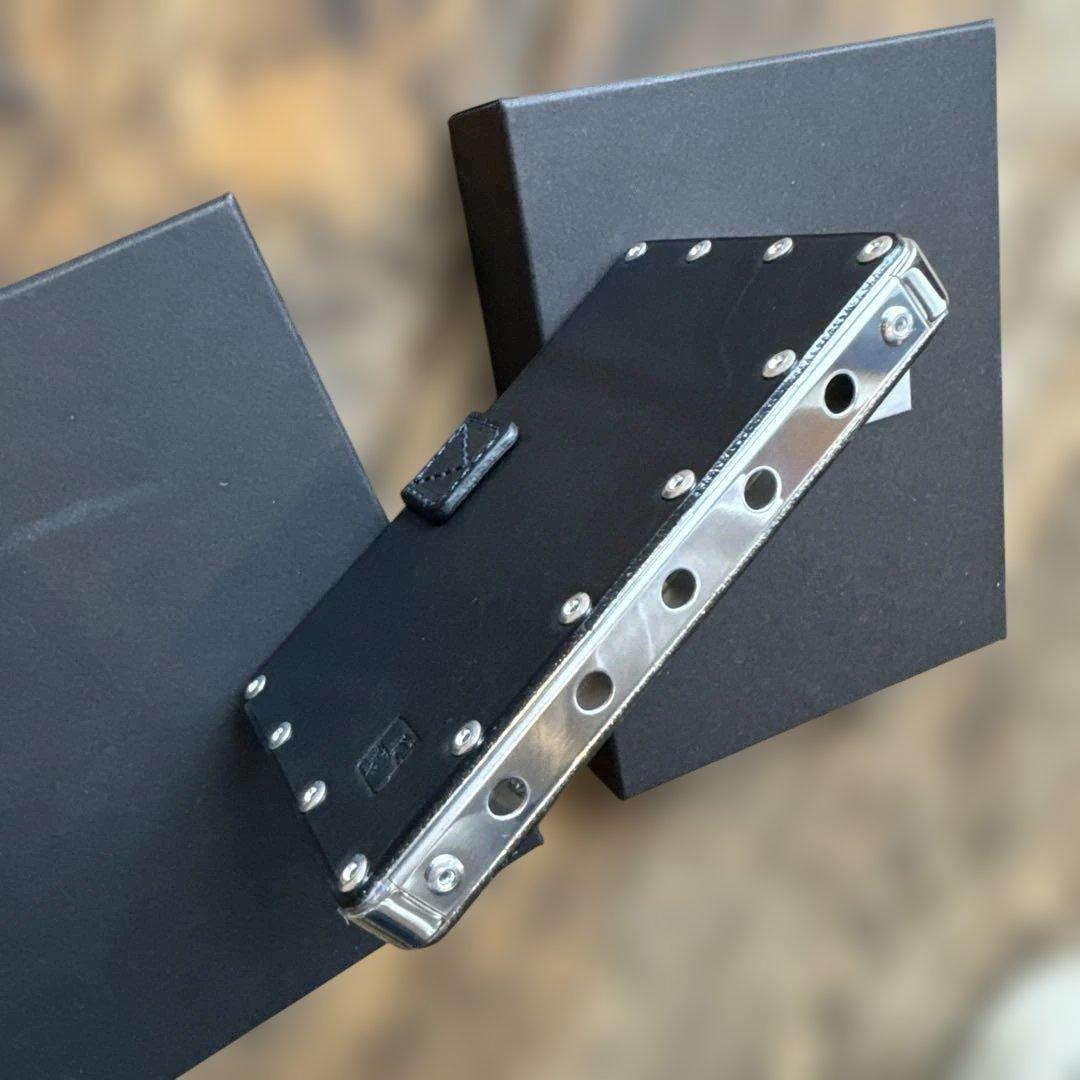 エアロコンセプト　カードケース・名刺入れ　新品・未使用品　箱付き　カラーNAVY