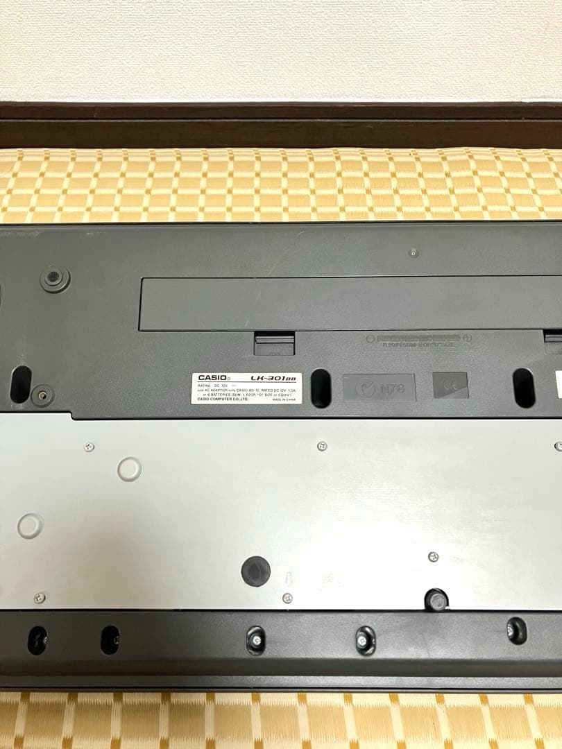 CASIO LK-301BB キーボード 本体と付属品　61鍵盤