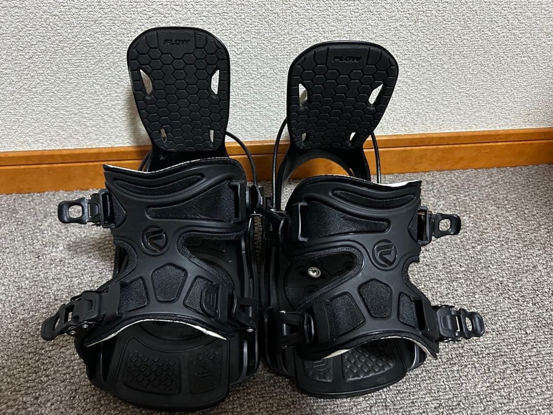 flow ビンディング　Mサイズ　リアエントリー