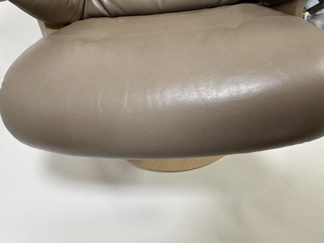 カリモク THE FIRST ザ・ファースト ソファとオットマンセット①