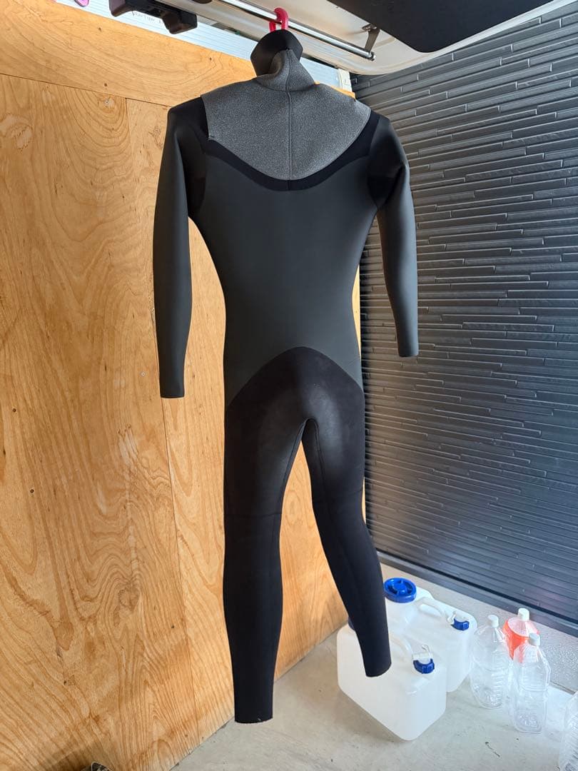 ハイネック仕様カーブチェストジップ 5x3mm　起毛セミドライ　既製Mサイズ