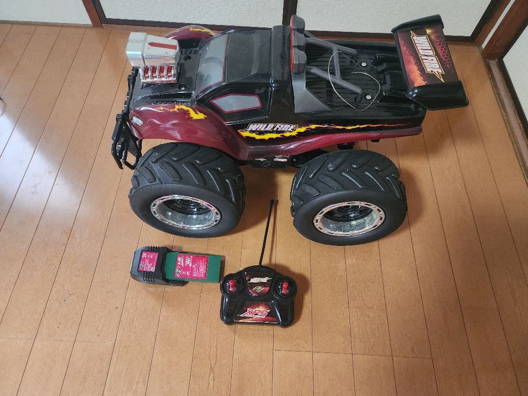 Wild Fire ラジコンカー 大型タイヤ