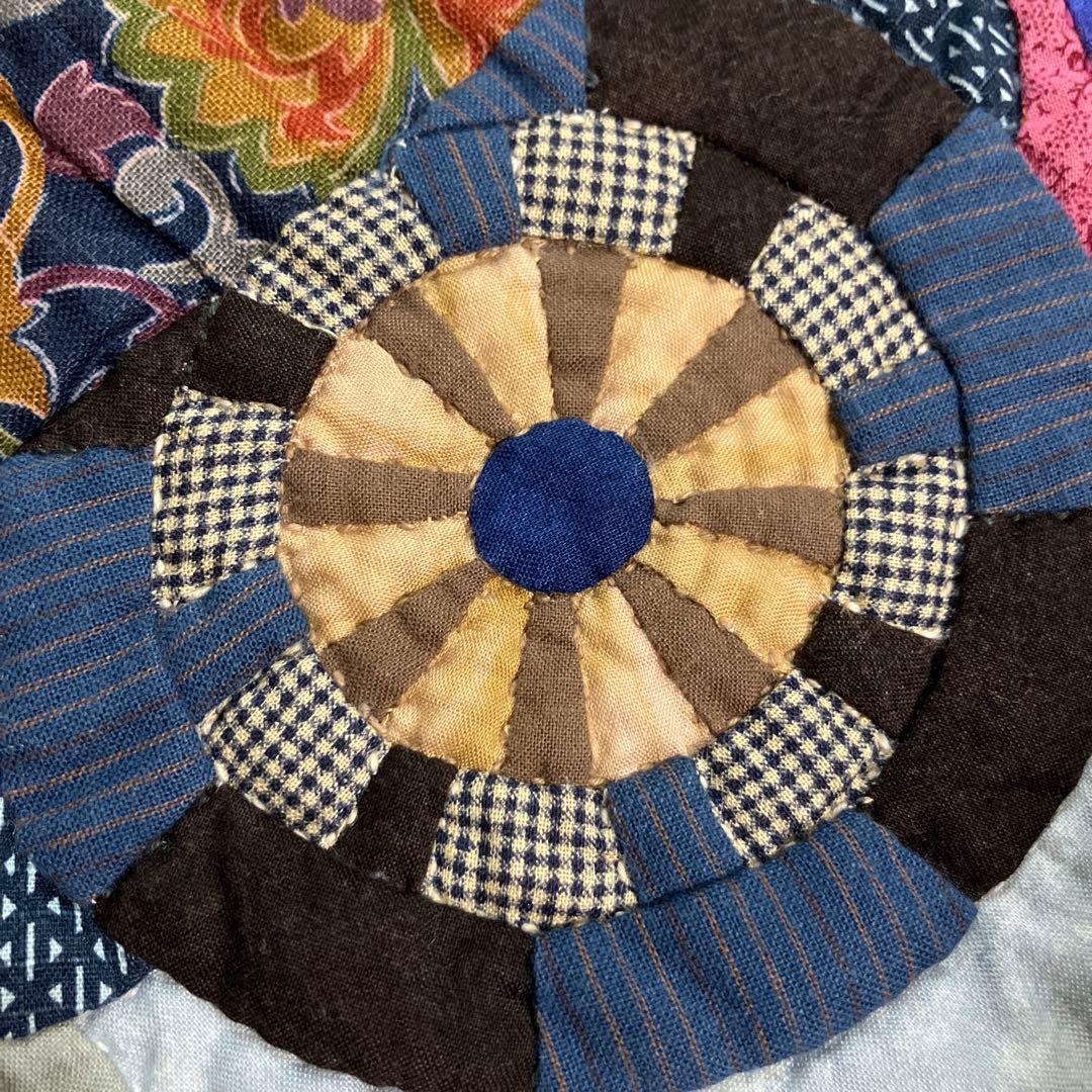 m*u様 新品　家紋のモチーフ パッチワークキルト　タペストリー他　127cmx