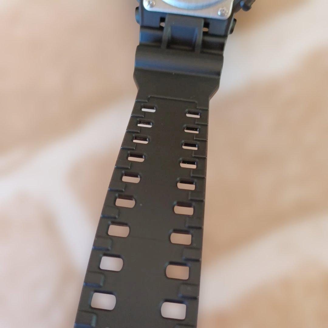 CASIO G-SHOCKジーショック腕時計 ゴールド&ブラック 人気爆発中