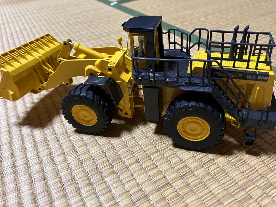 コマツ KOMATSU WA900-3 & PC200-8 セット