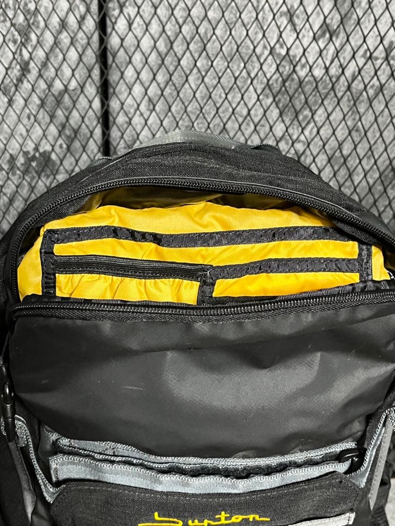 美品　BURTON バートン　バックパック　リュック