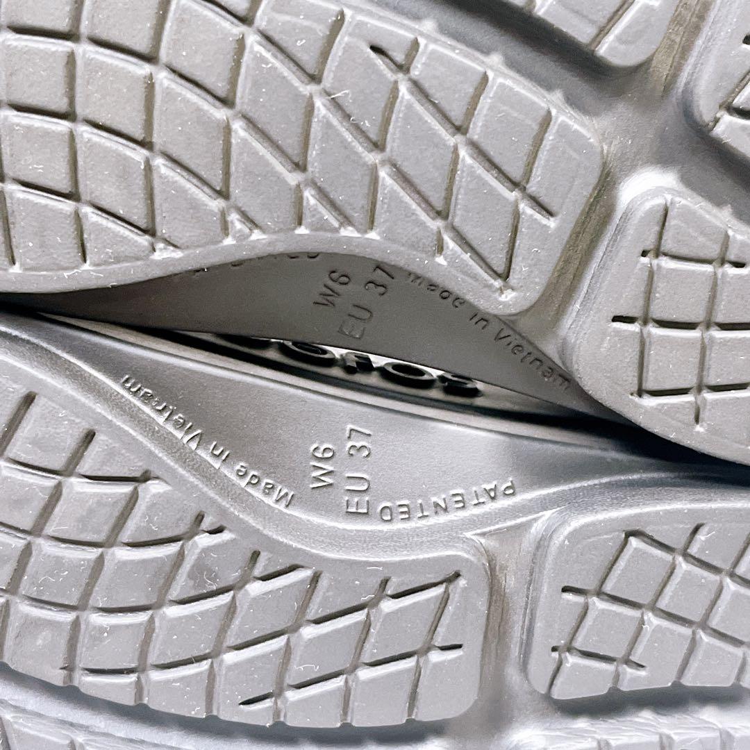 美品　ウーフォス OOmega OOahh Limited 37 厚底　ベロア