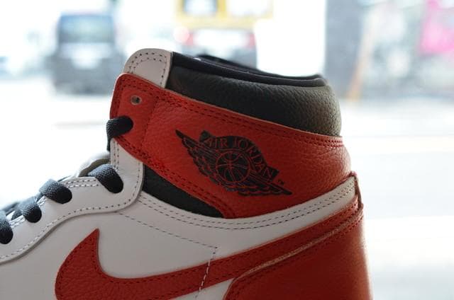 シューズ(男性用) NIKE AIR JORDAN 1 High OG \"Heritage\"