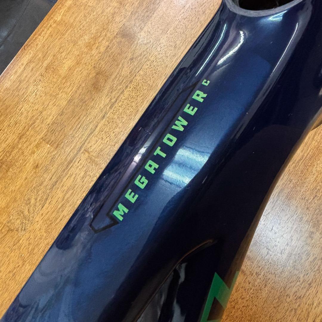 2023年 Santa Cruz メガタワー C フレーム 送料込み