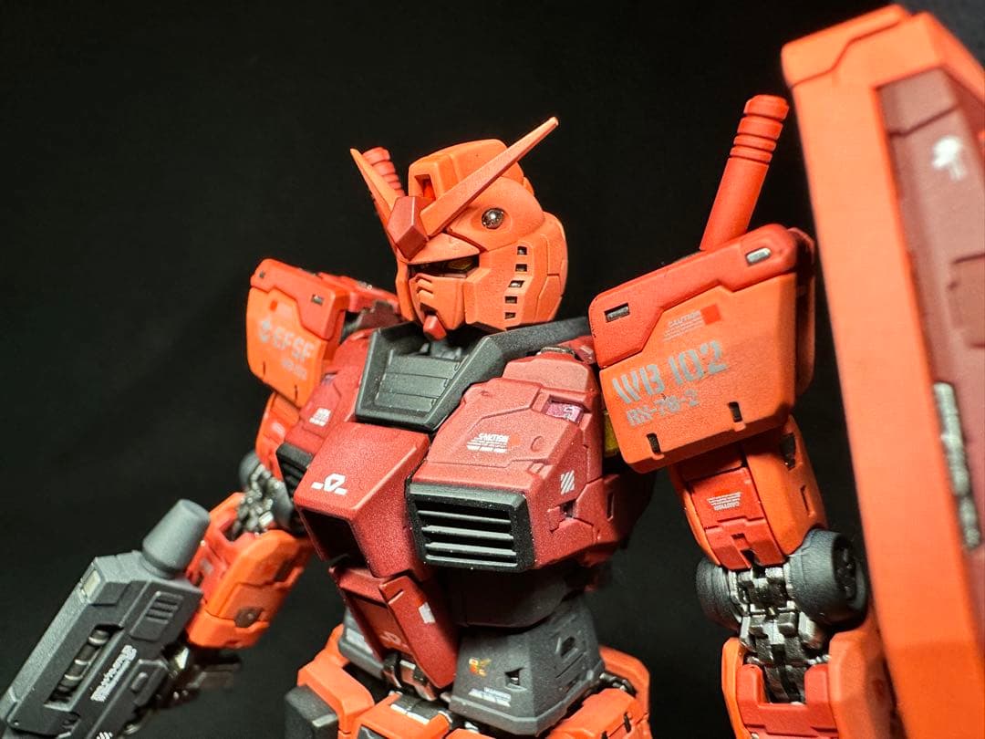 RG ガンダム　ver2.0 シャア専用カラー　期間限定値引き