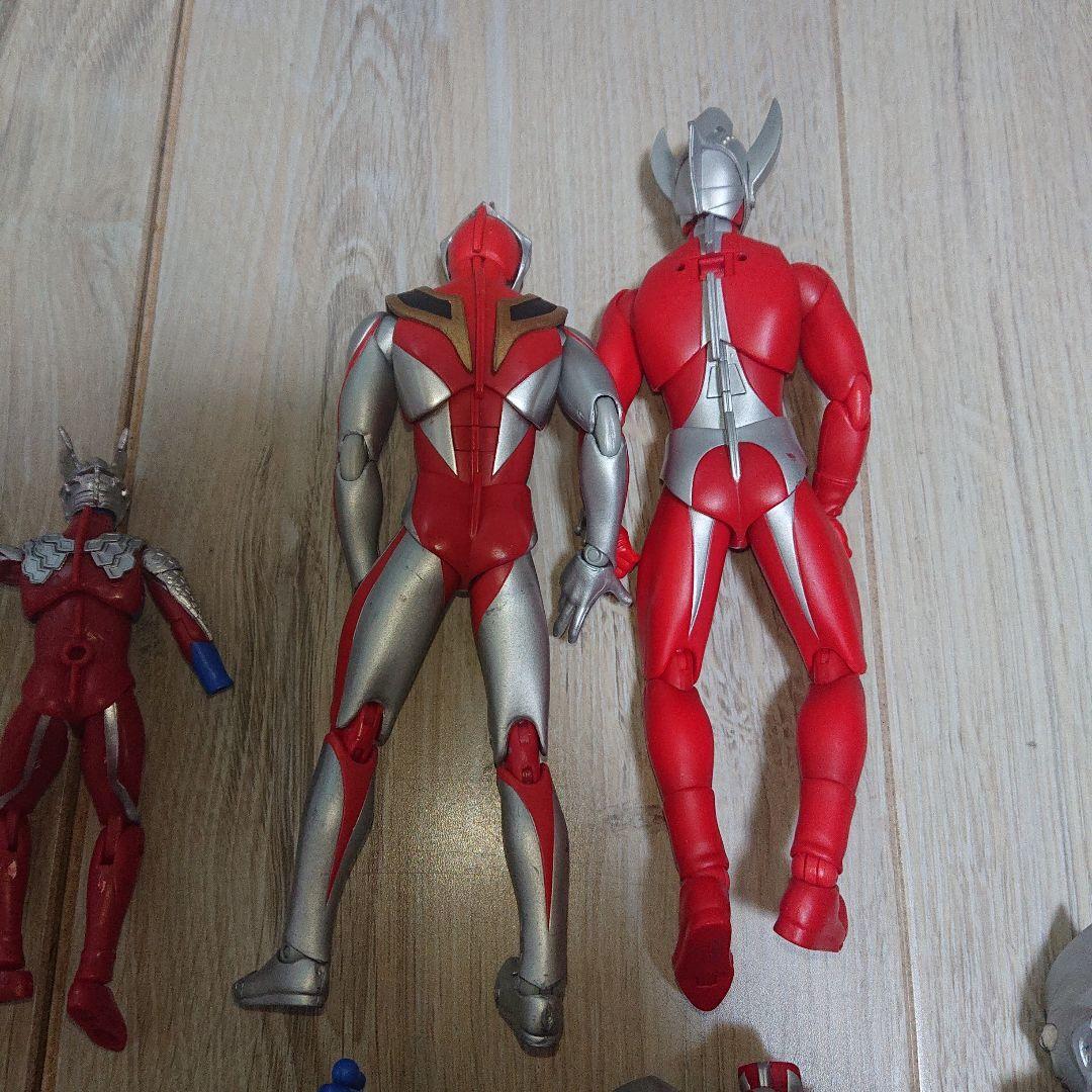 可動式ウルトラマン フィギュア セット