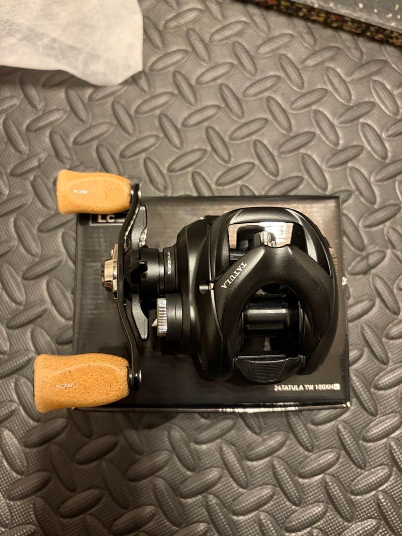 【未使用品】24 タトゥーラ　100 XH L