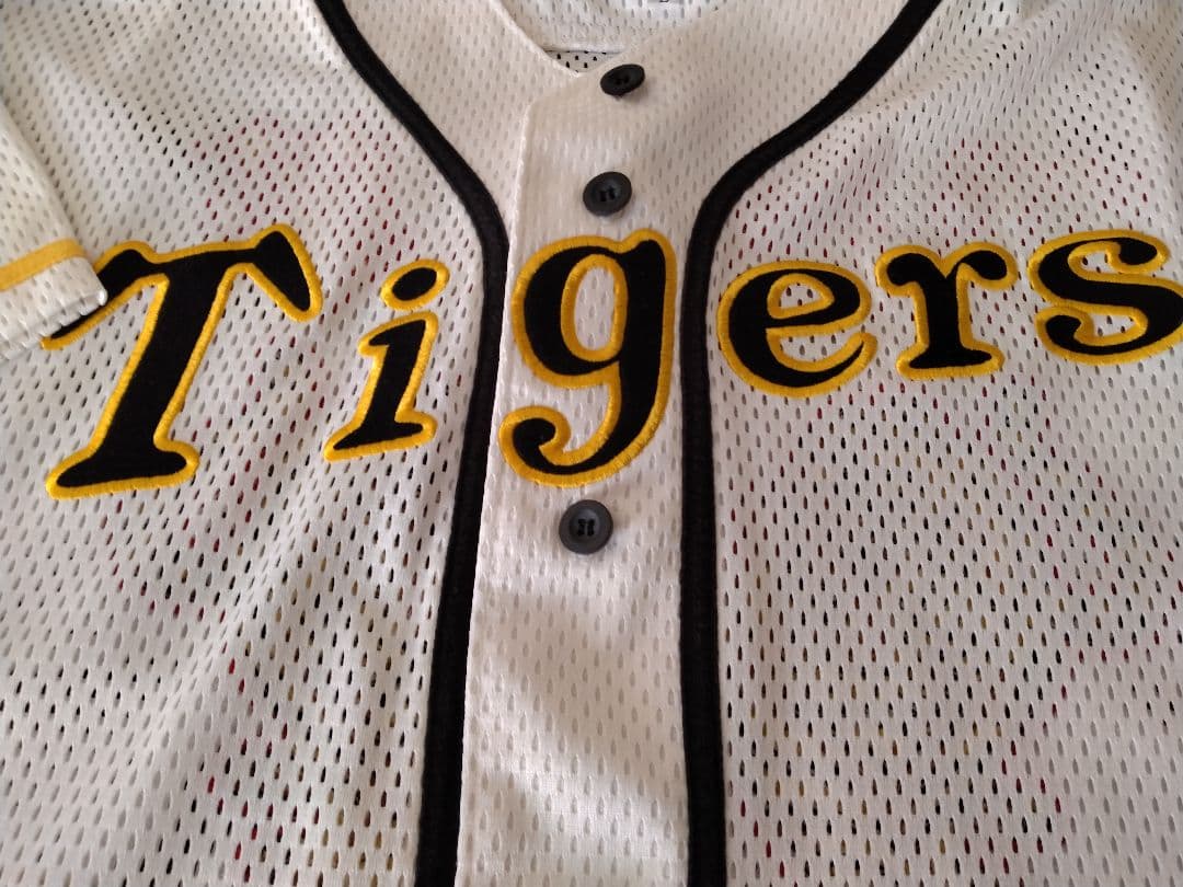 ☆プロフ内ユニホーム販売中☆ 阪神タイガース総刺繍ユニホーム