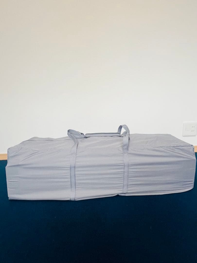 アップリカ　ココネルエアー　折りたたみベビーベッド