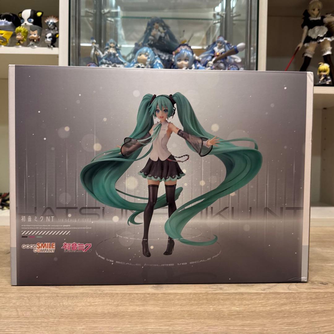 グッドスマイルカンパニー 初音ミク NT 1/8スケールフィギュア