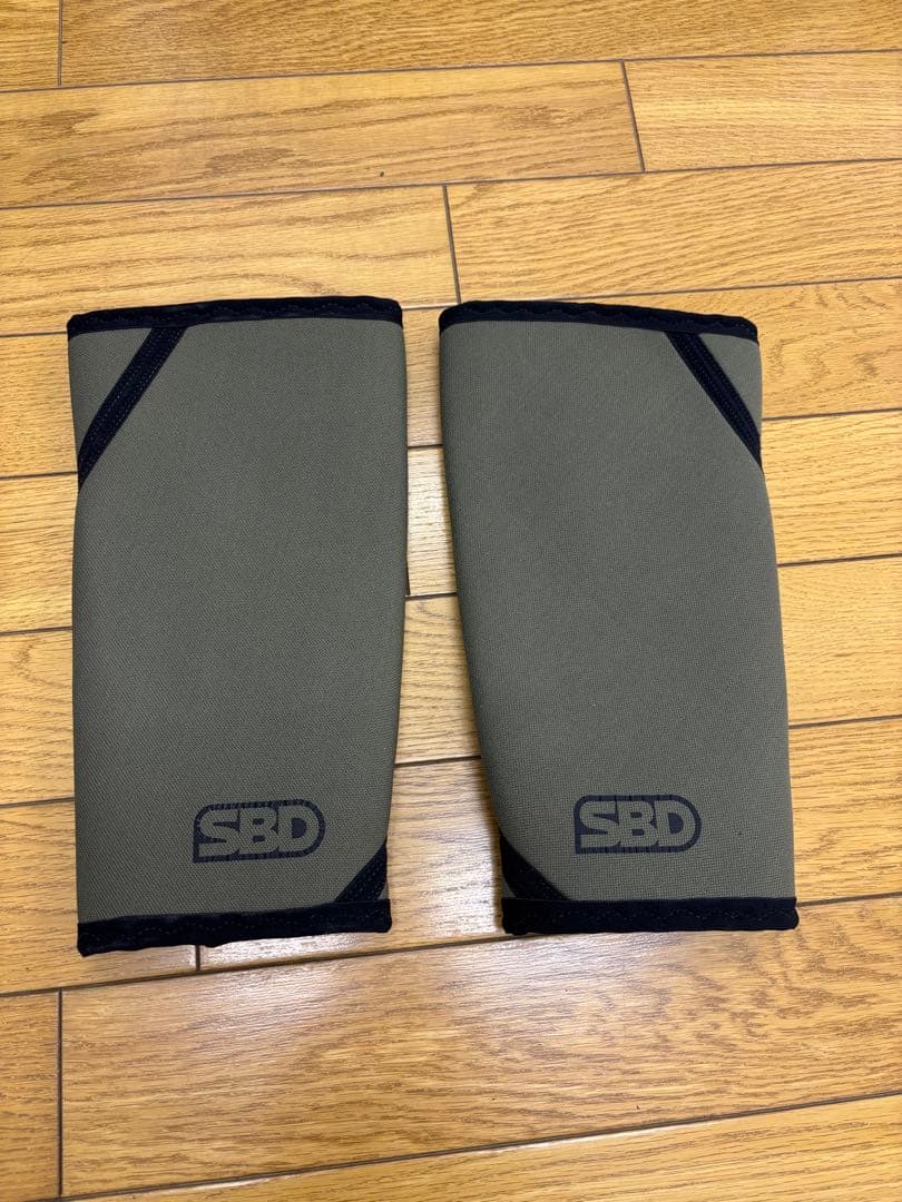 美品　SBD 　Endure(エンデュア) ニースリーブ　Sサイズ