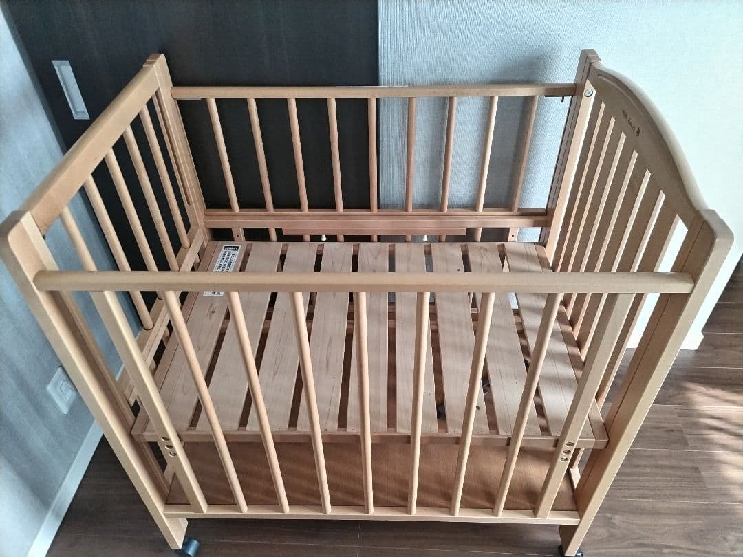 MIKI HOUSE 木製ベビーベッド キャスター付き