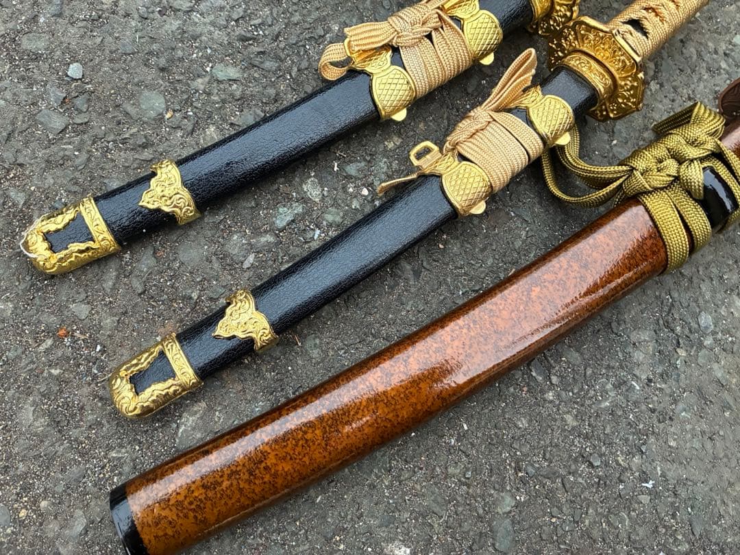 模造刀 太刀造り 金茶柄