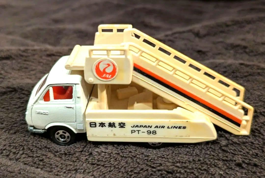 【トミカ】黒箱　箱付き　日本航空　タラップカー　ヴィンテージ　希少