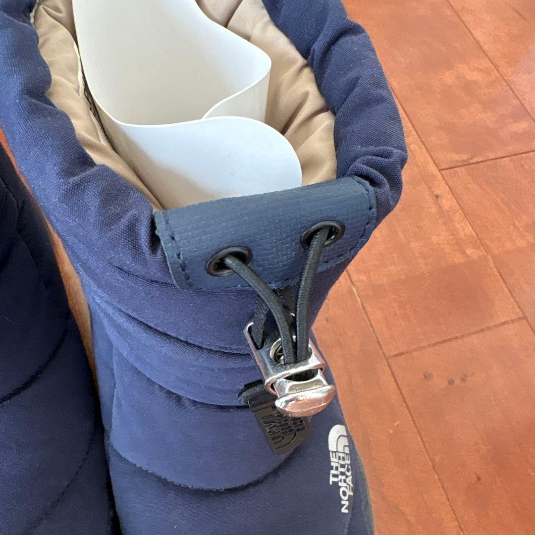美品ノースフェイスTHE NORTH FACEヌプシ ブーツ24cm防寒ネイビー