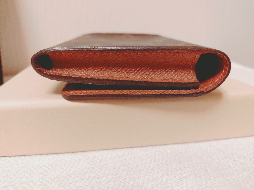 未使用品　ルイ・ヴィトン　名刺入れ