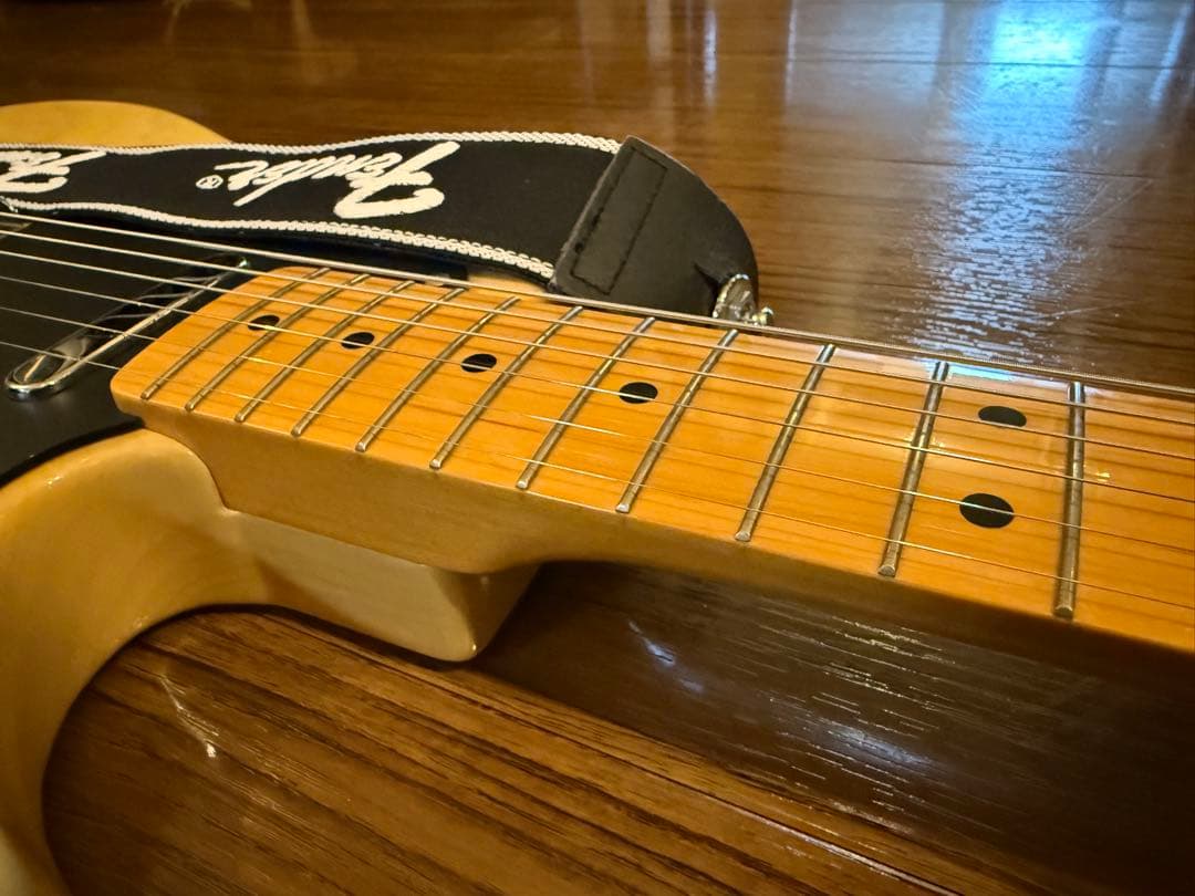 fender テレキャスター　TL52-TX ストラップ付