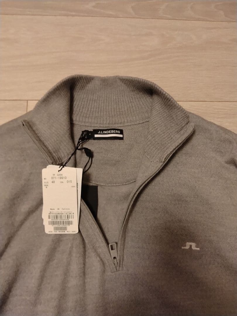 【新品】J.LINDEBERG　メンズゴルフウェア　48サイズ　Lサイズ　グレー