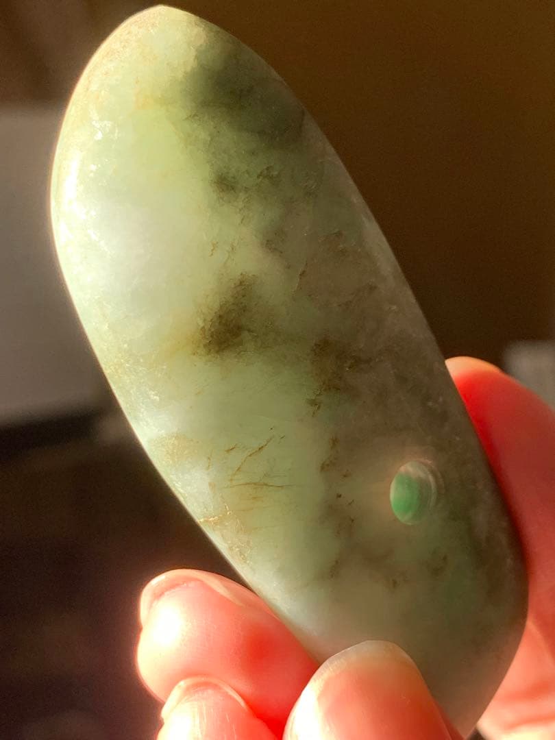 縄文時代後期　出土品　糸魚川翡翠大珠　石器　土器　化石　根付　勾玉　古墳期