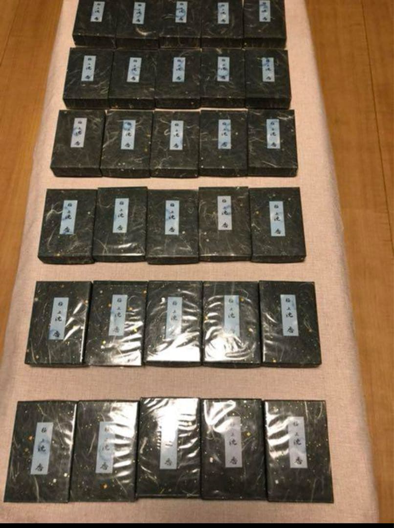 梅栄堂　沈香　刻み　30グラム✖︎30箱